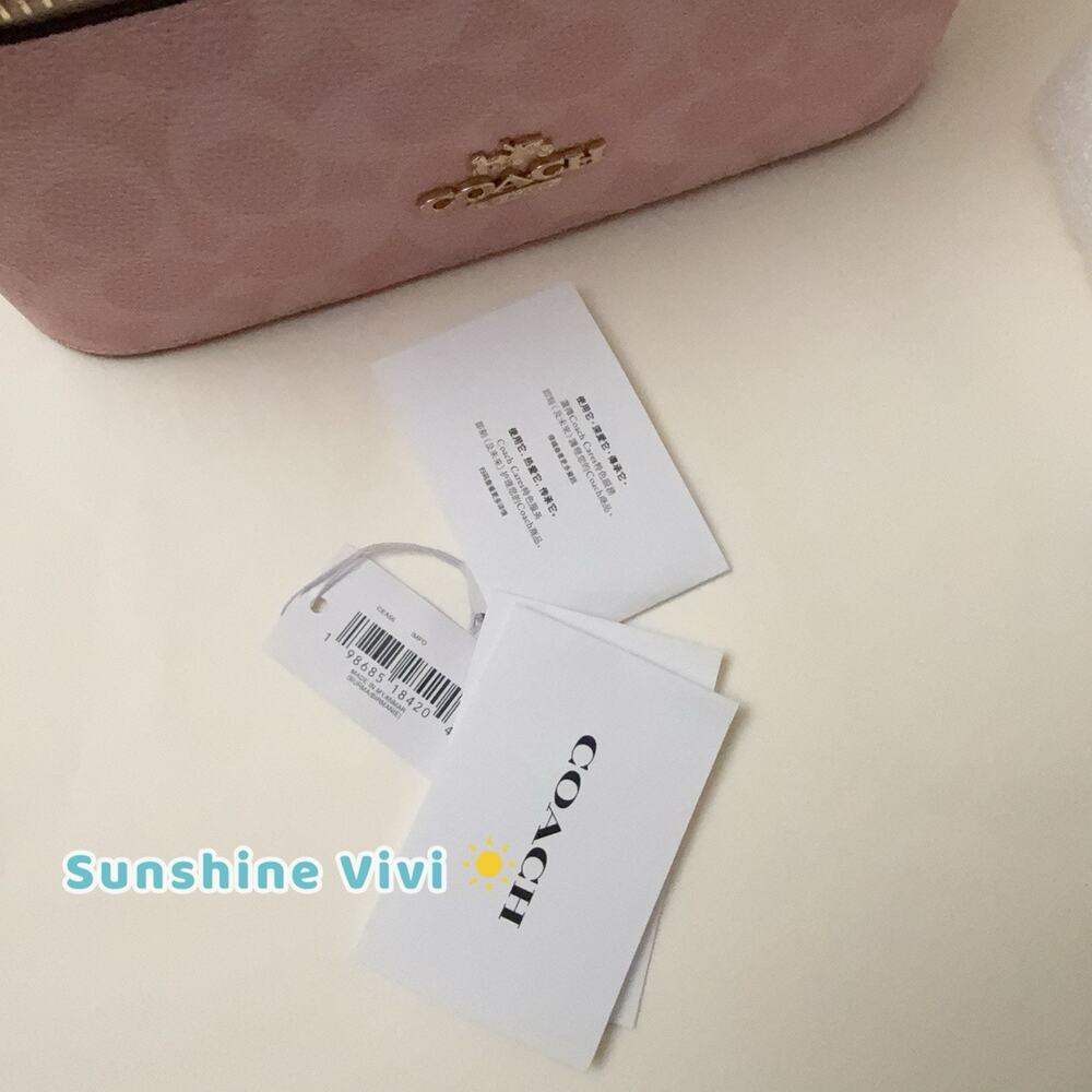 NWT Coach Cosmetic Case In Signature Canvas Powder Pink CEA56 - Picture 6 of 8